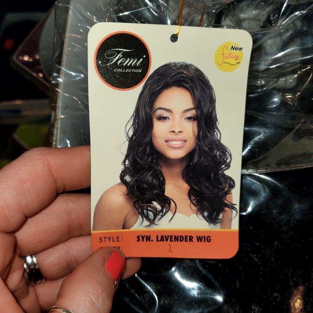 Nwt Femi Collection Synthetic Wig